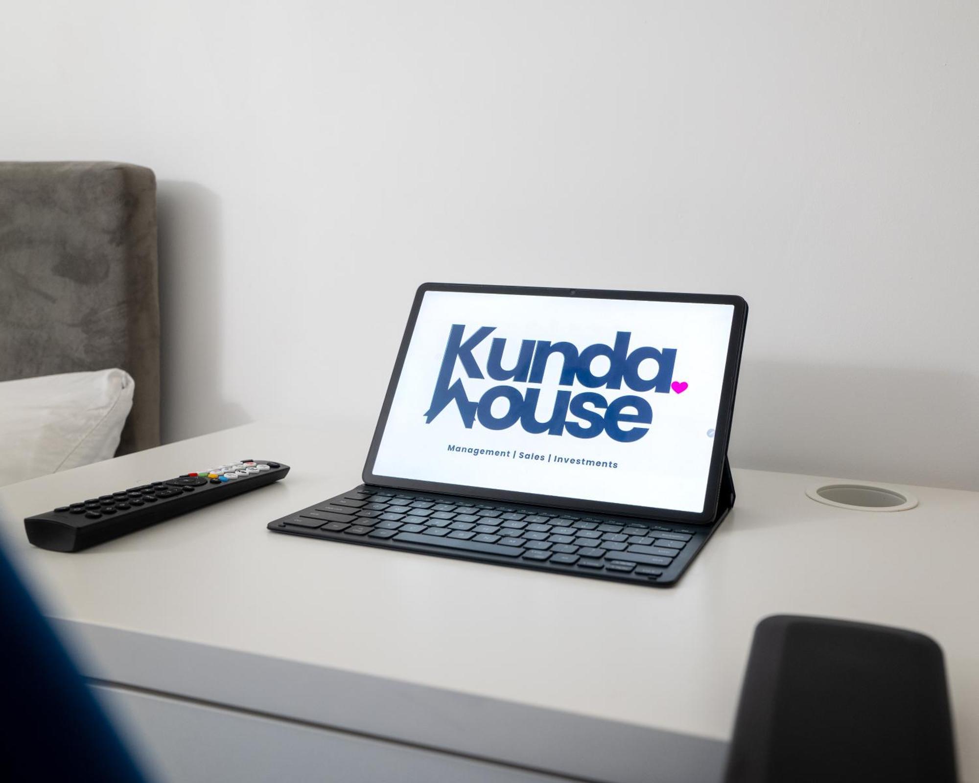 Kunda House Coventry Road Otel Birmingham Dış mekan fotoğraf